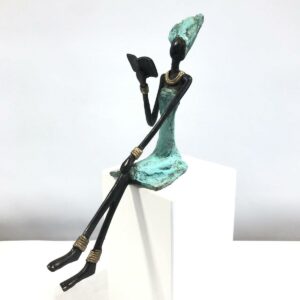 Bronze Skulptur Lesende Frau türkis Unikat