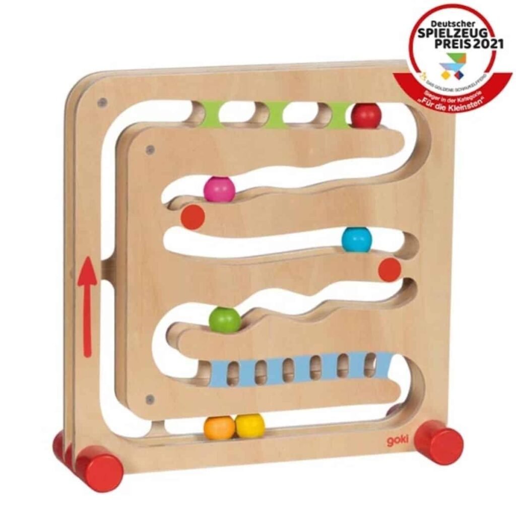 Kugelbahn mit Fingerfahrstuhl